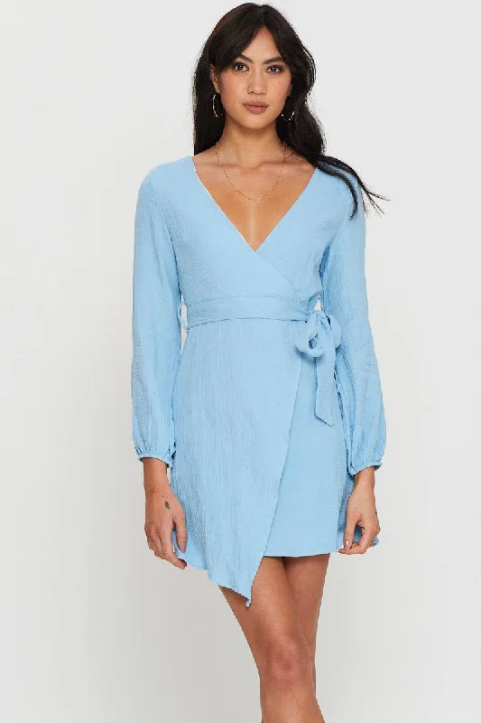 Fashion-forward women’s clothing on a budget   Blue Mini Dress Short Sleeve