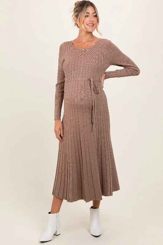 Step into style with our women’s clothing collection Mocha Pleated Waist Tie Maternity Midi Sweater Dress Step into style with our women’s clothing collection Mocha Pleated Waist Tie Maternity Midi Sweater Dress