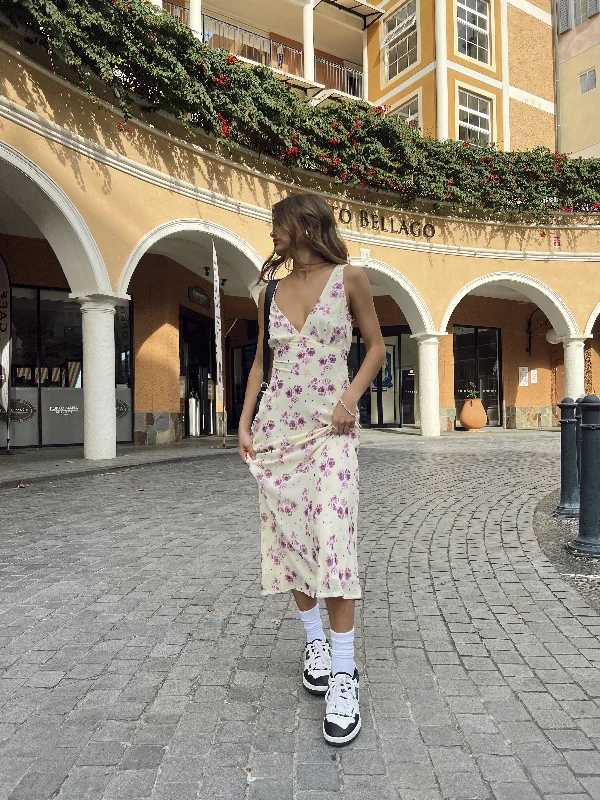 Versatile fashion for every type of woman   Nellie Midi Dress Yellow Floral Petite